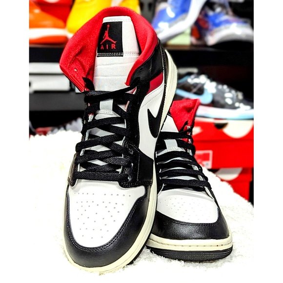 Nike Air Jordan 1 Mid White Black Red Panda Shoes BQ6472-061 Women's Sizes 12